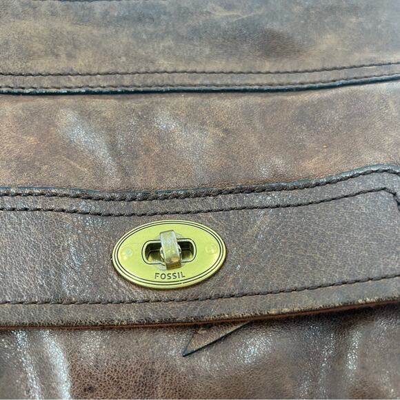 Fossil Leather Crossbody Purse Brown - Picture 3 of 9